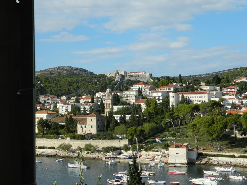 Seaview Guesthouse - Zf Hvar Hvar Town Rum bild